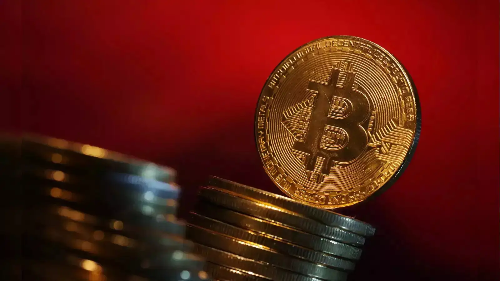 Buying Bitcoin In Person in 2025: What High-Value Investors Need to Know