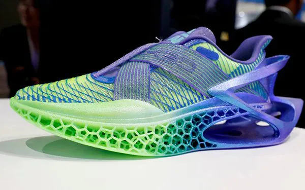 Recyclable TPU Shoes 3D Printed by Peak & Wanhua - 3D Printing